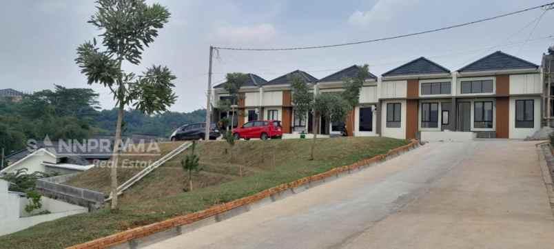 rumah cantik ready di pusat kota cibinong