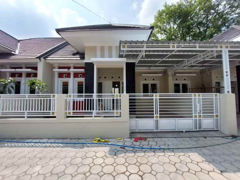 rumah cantik siap huni bisa kpr di sleman