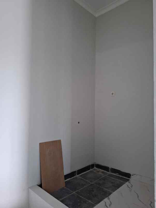 rumah cipayung setu jakarta timur cluster 2 lantai