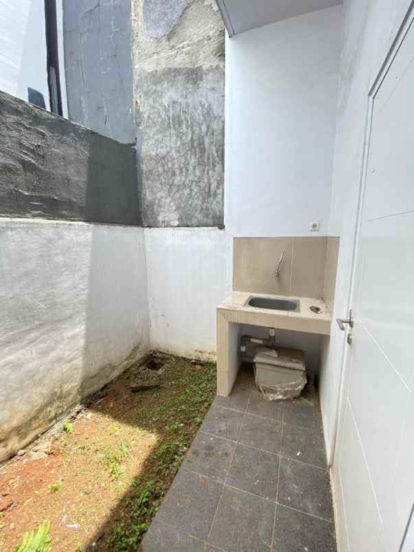 rumah cisauk citra garden serpong 5 menit bsd