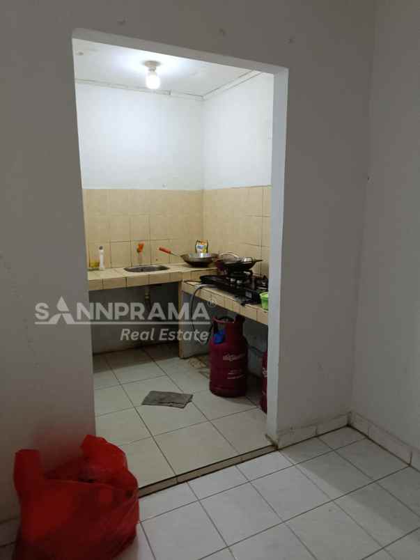 rumah dalam cluster di bukit rivaria sawangan ph