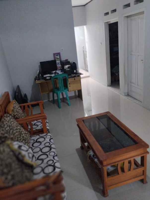 rumah dan kios murah bandung barat cihampelas