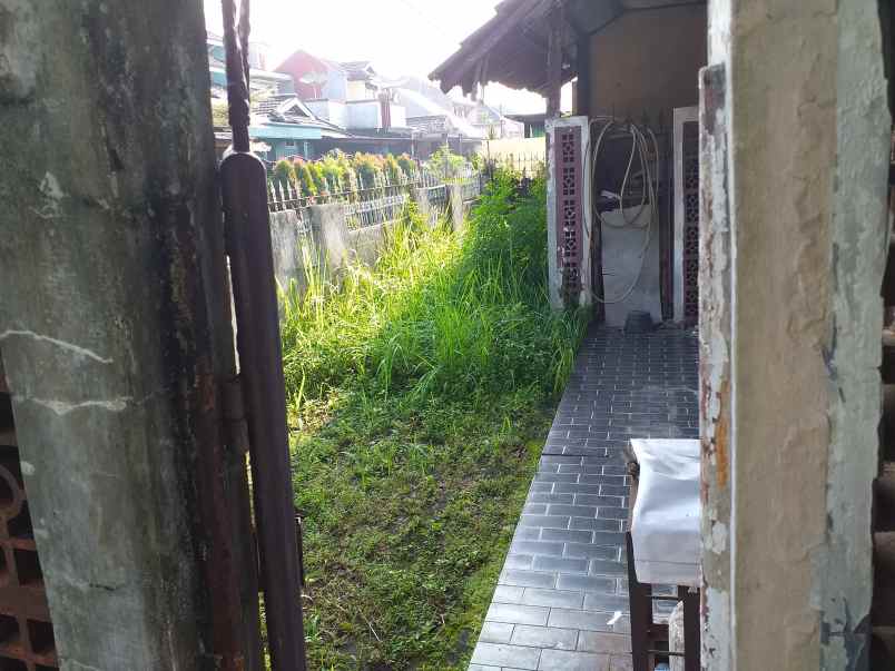 rumah di ciledug komplek japos tanah luas