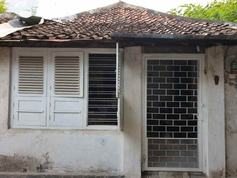 rumah dijual kapasari genteng surabaya pusat