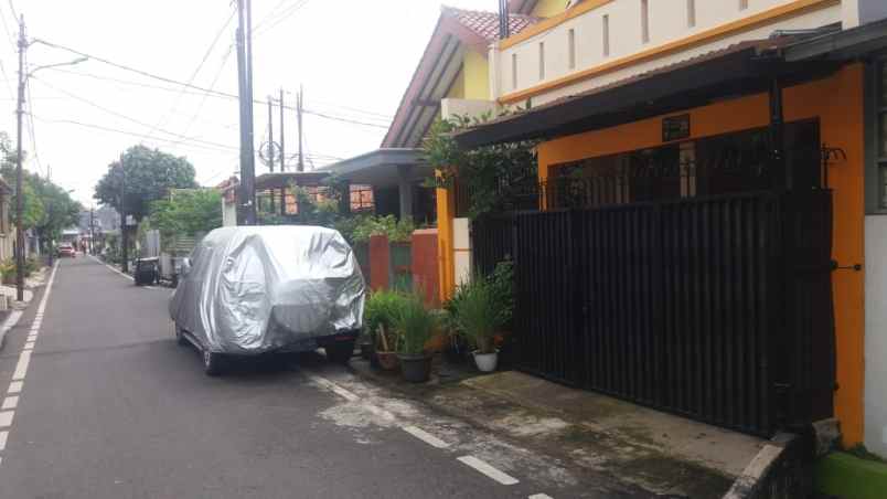 rumah duren sawit