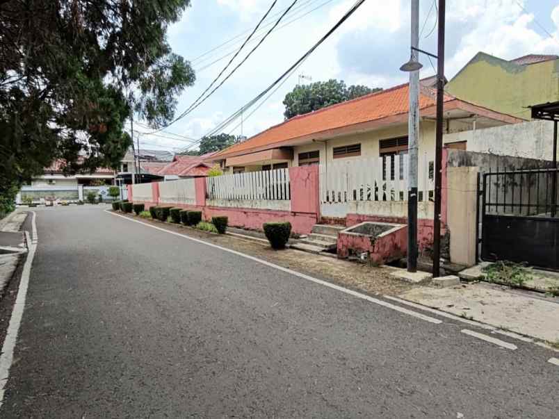 rumah hook hitung tanah lokasi nyaman di duren sawit