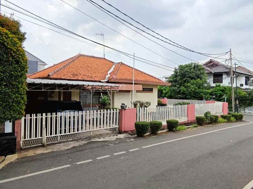 rumah hook hitung tanah lokasi nyaman di duren sawit