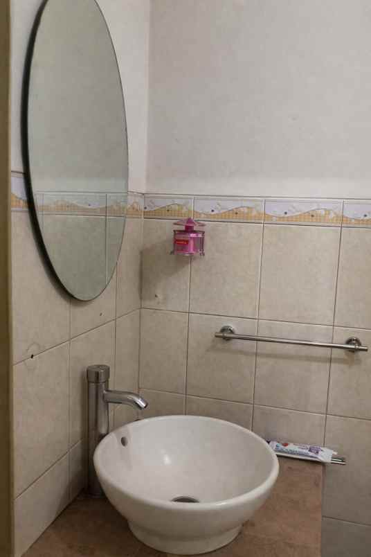 rumah hook murah di taman buaran indah 1 jakarta timur