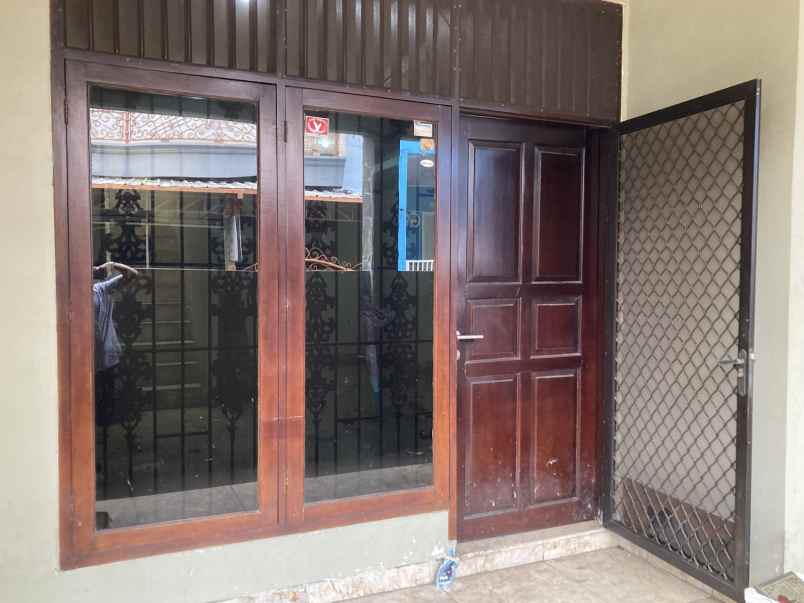 rumah hook murah di taman buaran indah 1 jakarta timur