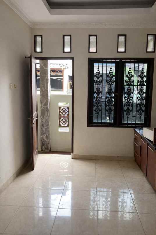 rumah hook murah di taman buaran indah 1 jakarta timur