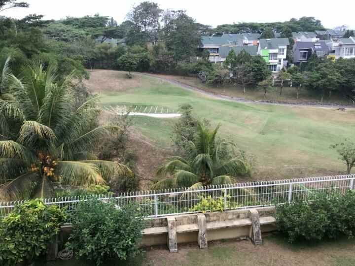 rumah jl parahyangan golf senrul