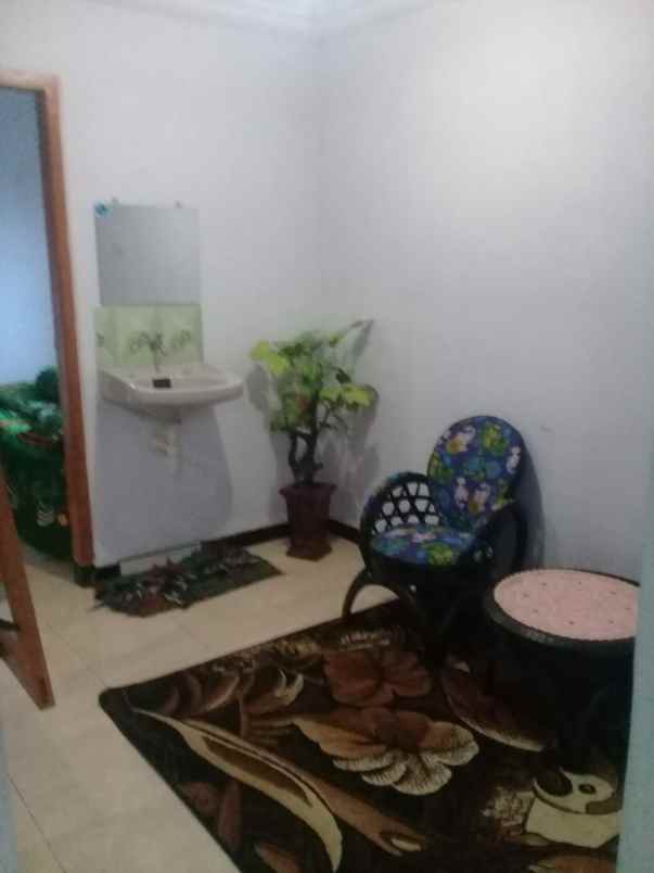 rumah jl raya ringgit desa wonokerto