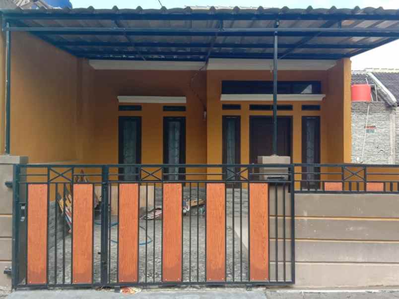 rumah jln jatimekar kp paniisan