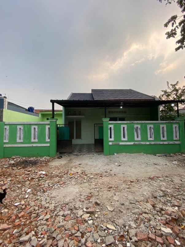 rumah kampung luas murah di setu tangerang selatan