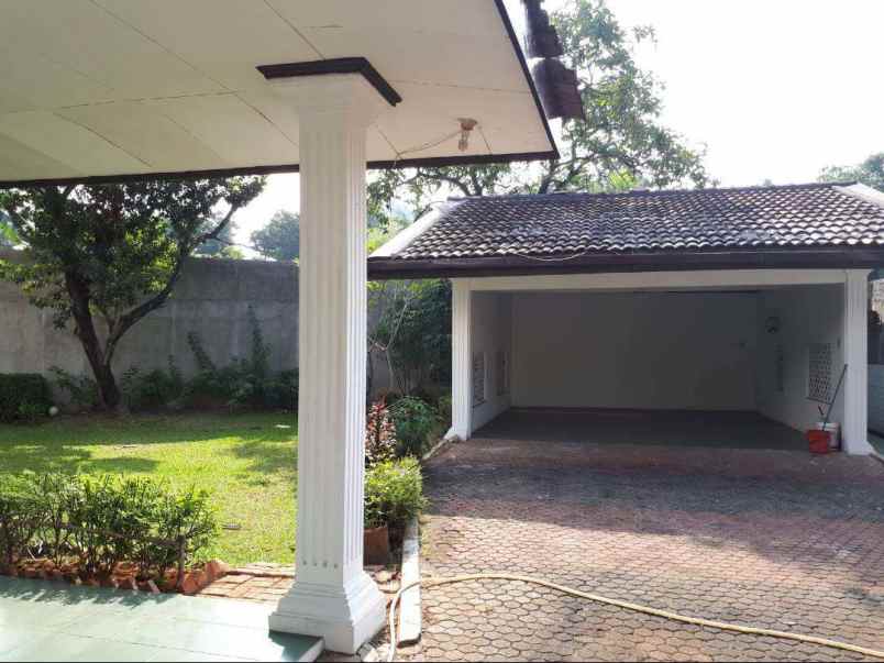 rumah kemang timur