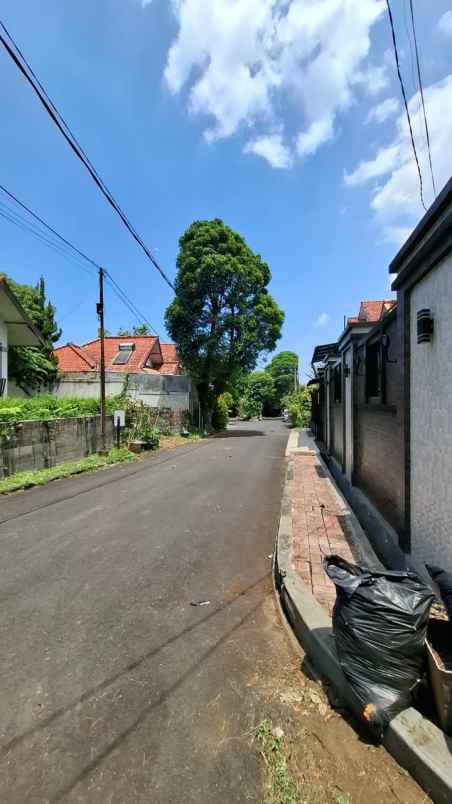 rumah komplek cibabat 2 menit pemkot cimahi taman luas