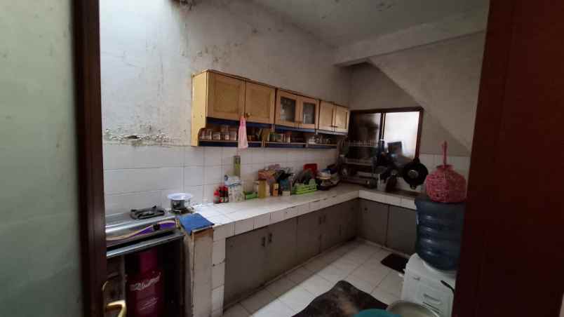 rumah komplek cibabat 2 menit pemkot cimahi taman luas