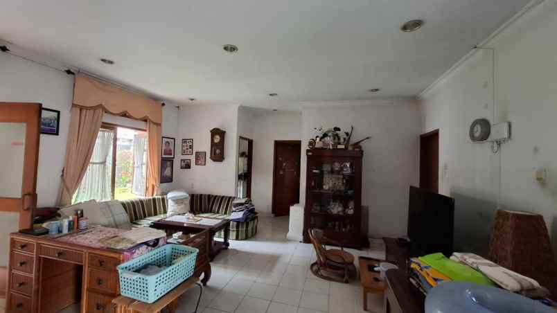 rumah komplek cibabat taman luas 2 menit pemkot cimahi