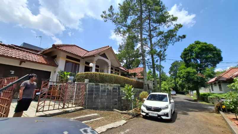 rumah komplek cibabat taman luas 2 menit pemkot cimahi