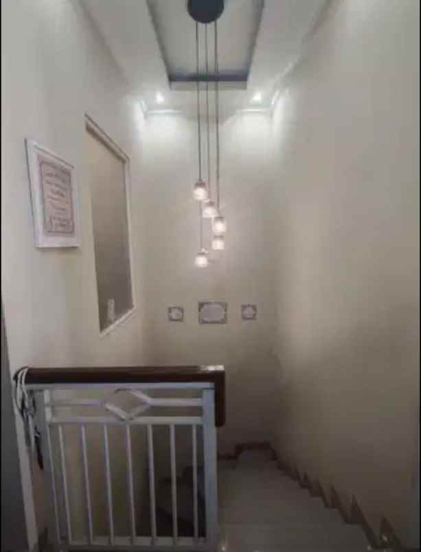 rumah komplek pondok cipta