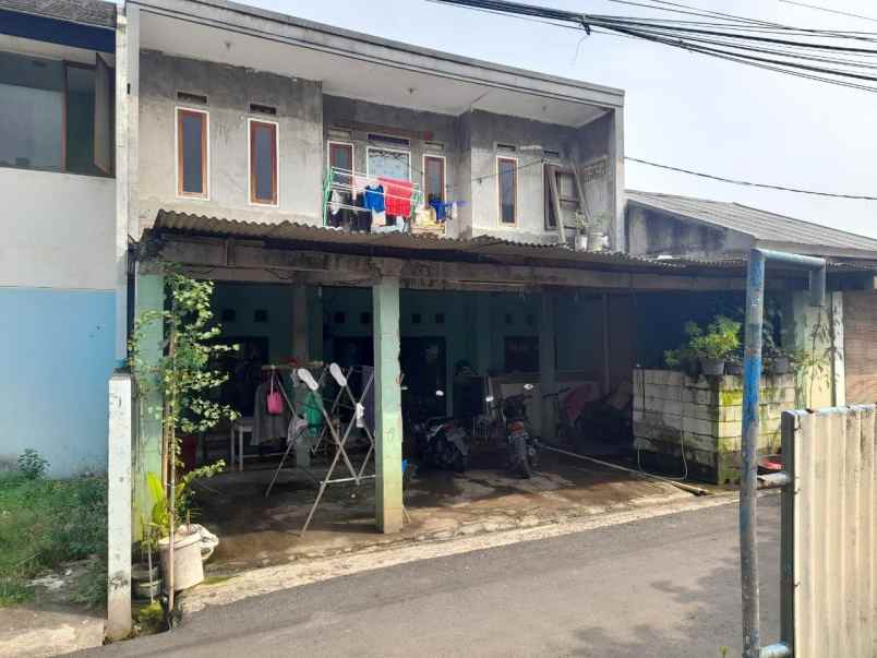 rumah lama siap huni lokasi strategis