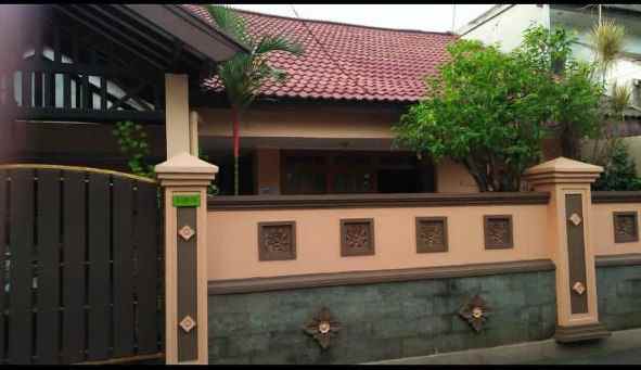 rumah larangan selatan tangerang dekat bxchange