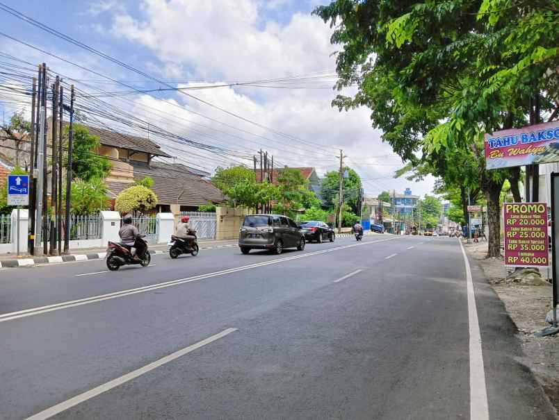 rumah luas tentara pelajar dekat java mall dan akpol