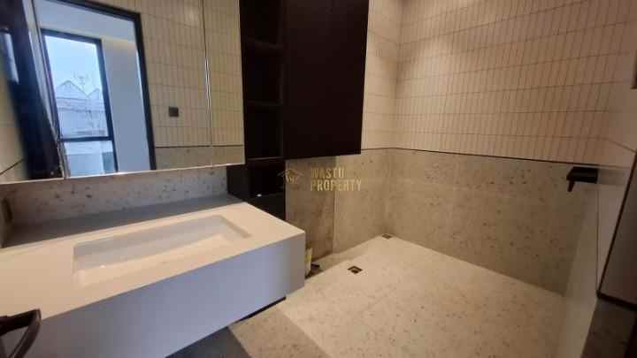 rumah mewah arsitektur cantik di fortunia residence