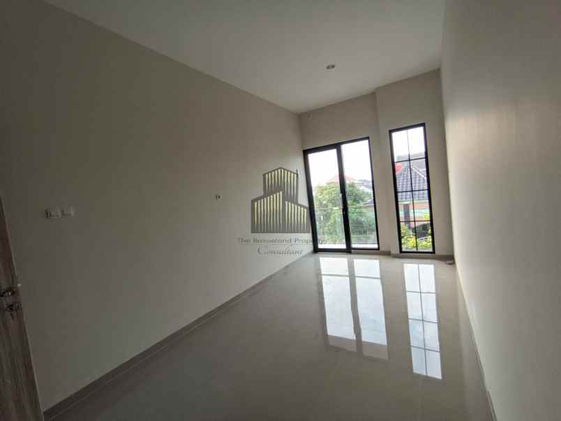 rumah mewah baru siap huni di pedurungan semarang