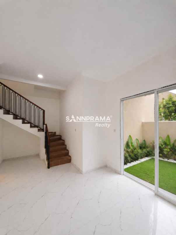 rumah mewah cuma 2 unit di mampang depok iml
