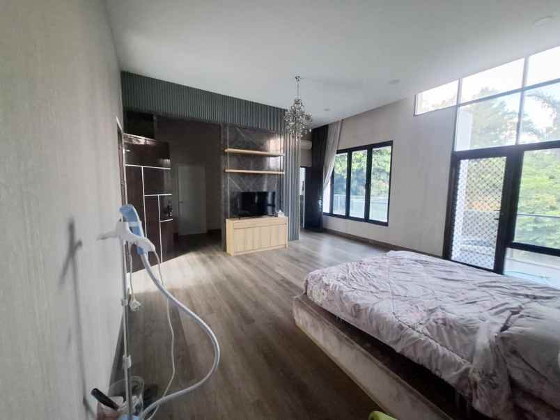rumah mewah dijual legenda wisata cluster napoleon