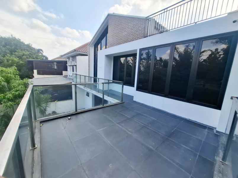 rumah mewah dijual legenda wisata cluster napoleon