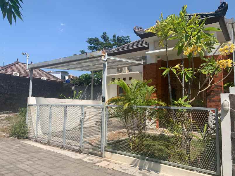 rumah mewah futuristik destiny second