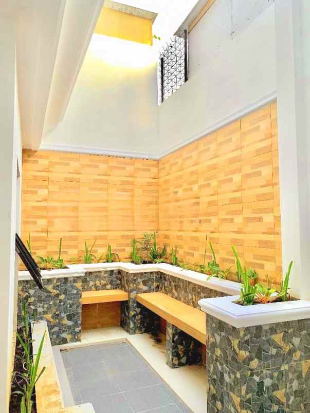 rumah mewah modern minimalis lokasi graha golf araya