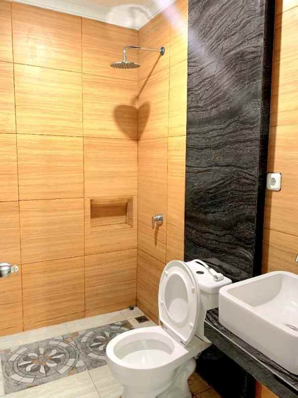 rumah mewah modern minimalis lokasi graha golf araya