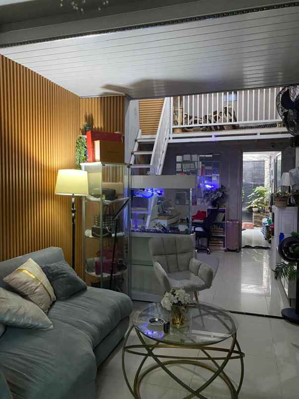 rumah mewah satu lantai di cluster tembalang semarang