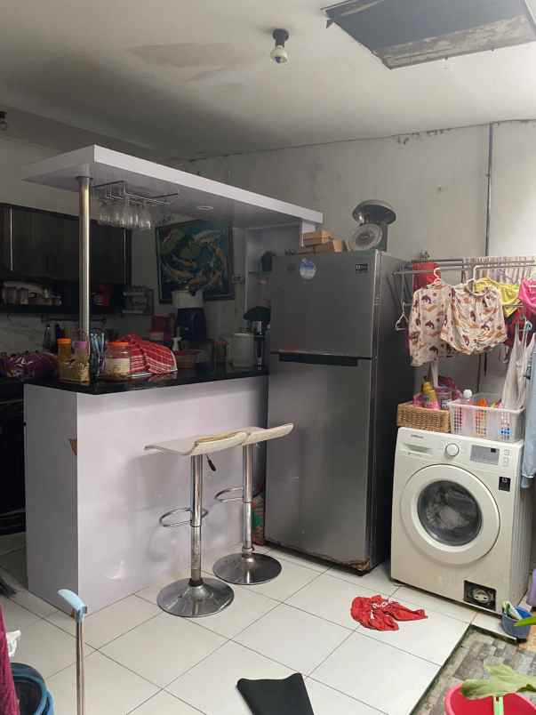 rumah mewah satu lantai di cluster tembalang semarang