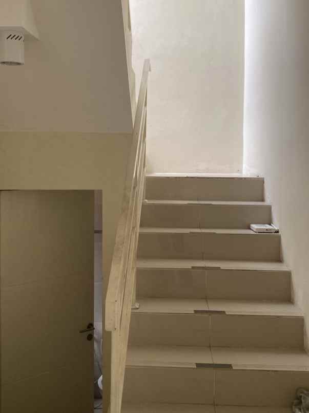 rumah mewah siap huni di cluster citragrand semarang