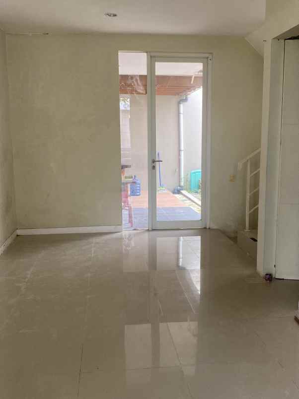 rumah mewah siap huni di cluster citragrand semarang