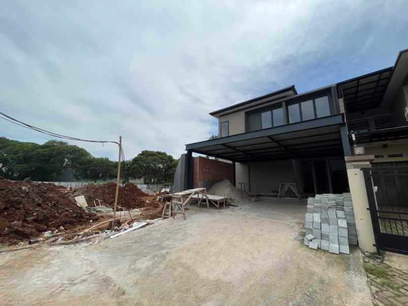 rumah mewah siap huni di cluster fortunia residence