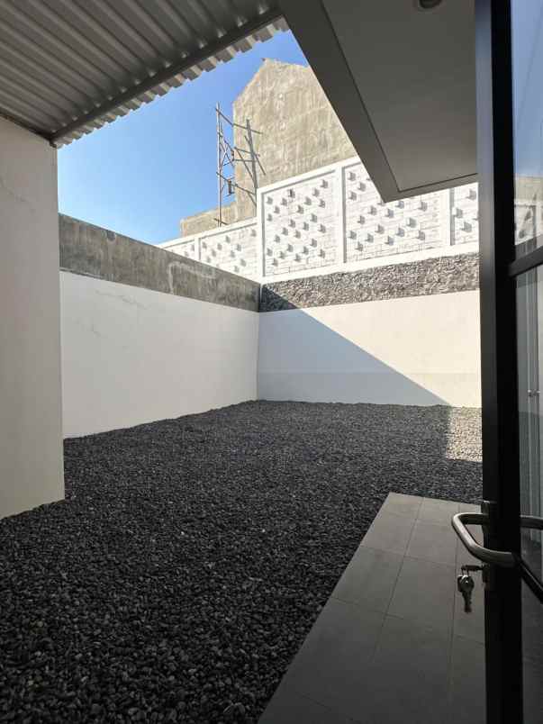 rumah mewah siap huni lokasi citraland tidar