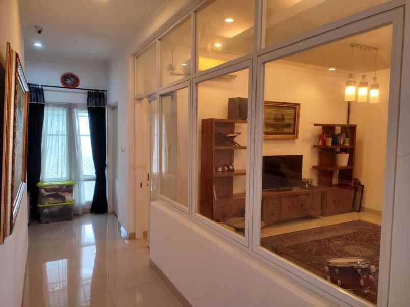 rumah mewah taman asri pamulang tangerang selatan