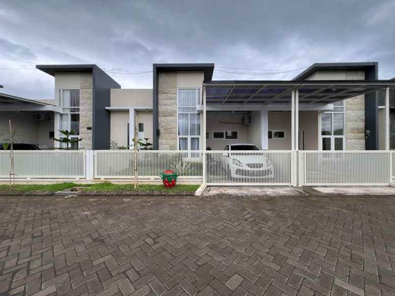 rumah minimalis 7x11 600 jutaan di pandaan 1 lantai