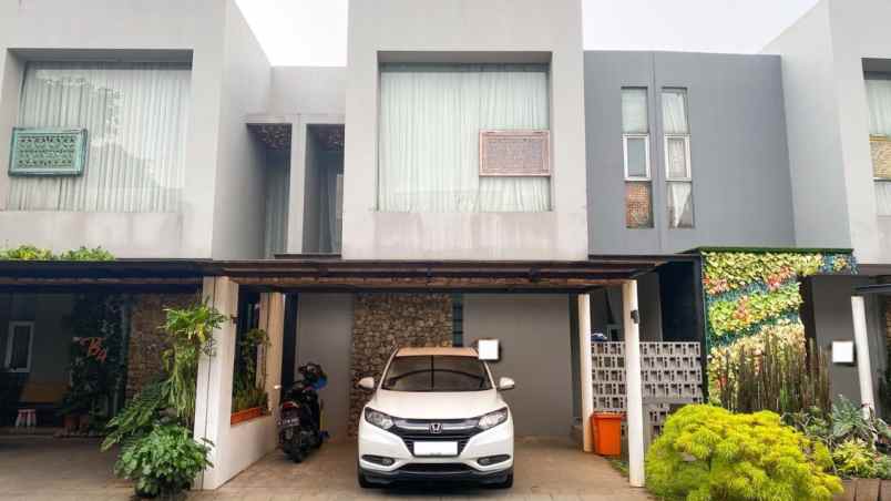 rumah minimalis secondary daam cluster di bambu apus