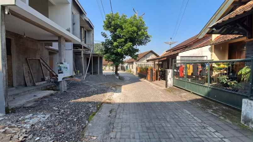 rumah murah 2 lantai 5 menit dari sleman city hall