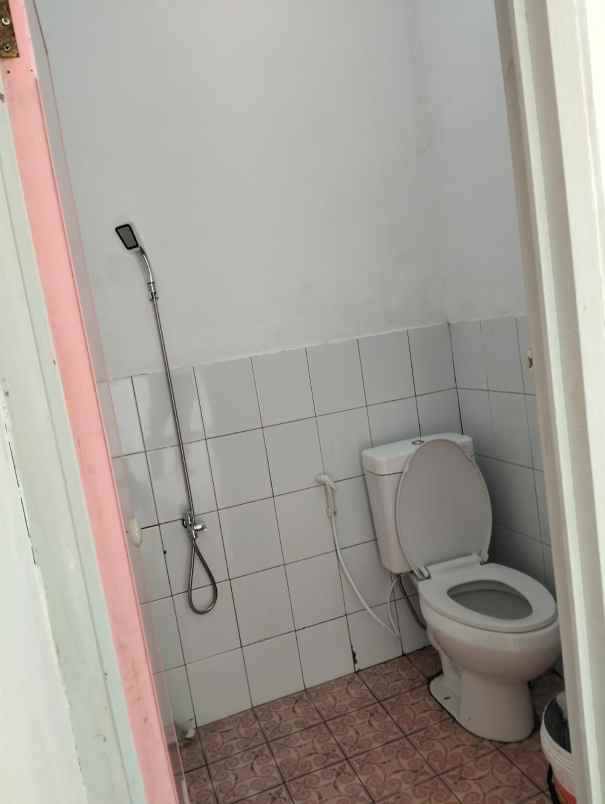 rumah murah baru renovasi dekat kota baru parahyangan