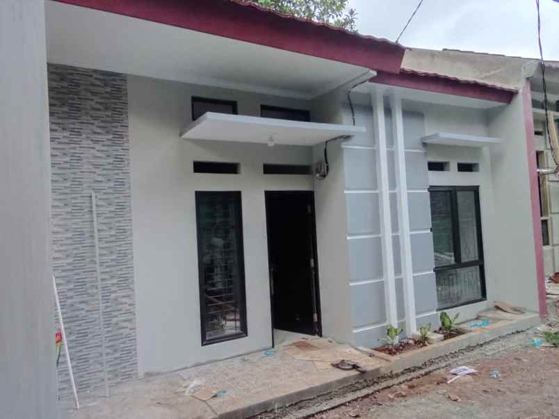 rumah murah hot promo ekonomis dan strategis cash