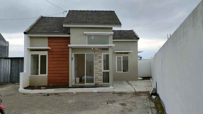 rumah murah modern lokasi wagir