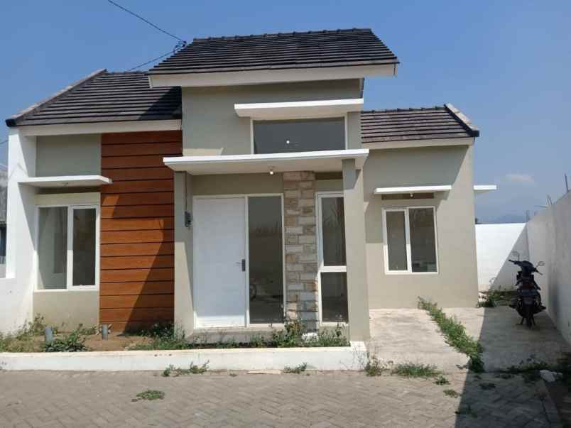 rumah murah modern lokasi wagir