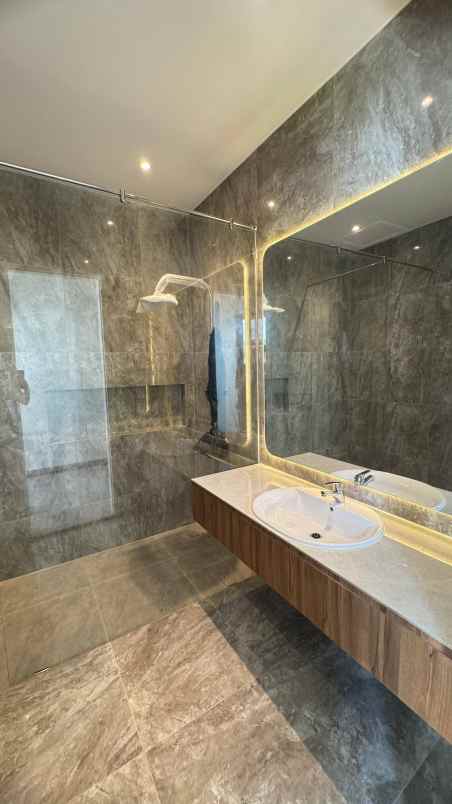 rumah new gress woodland citraland surabaya barat